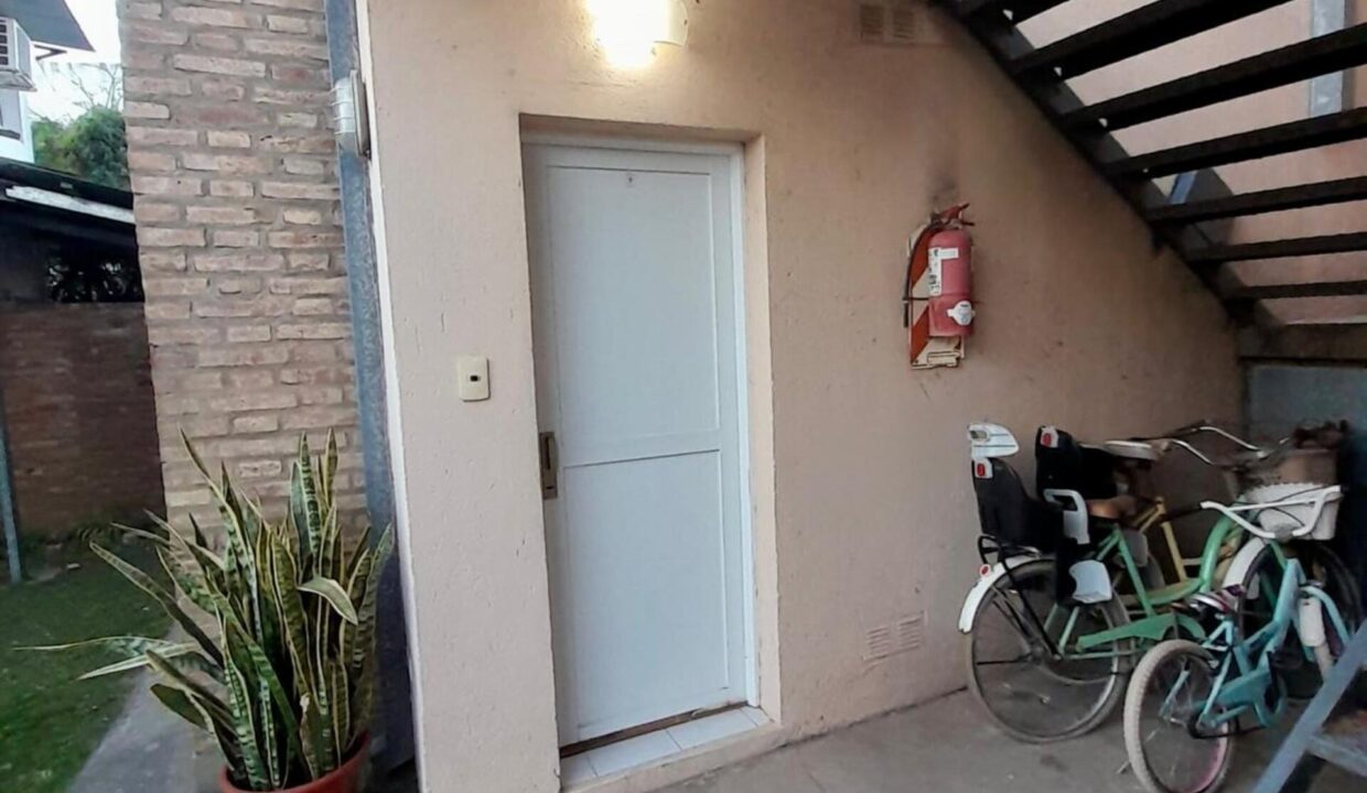 IMG-20250829-WA0070_12_11zon