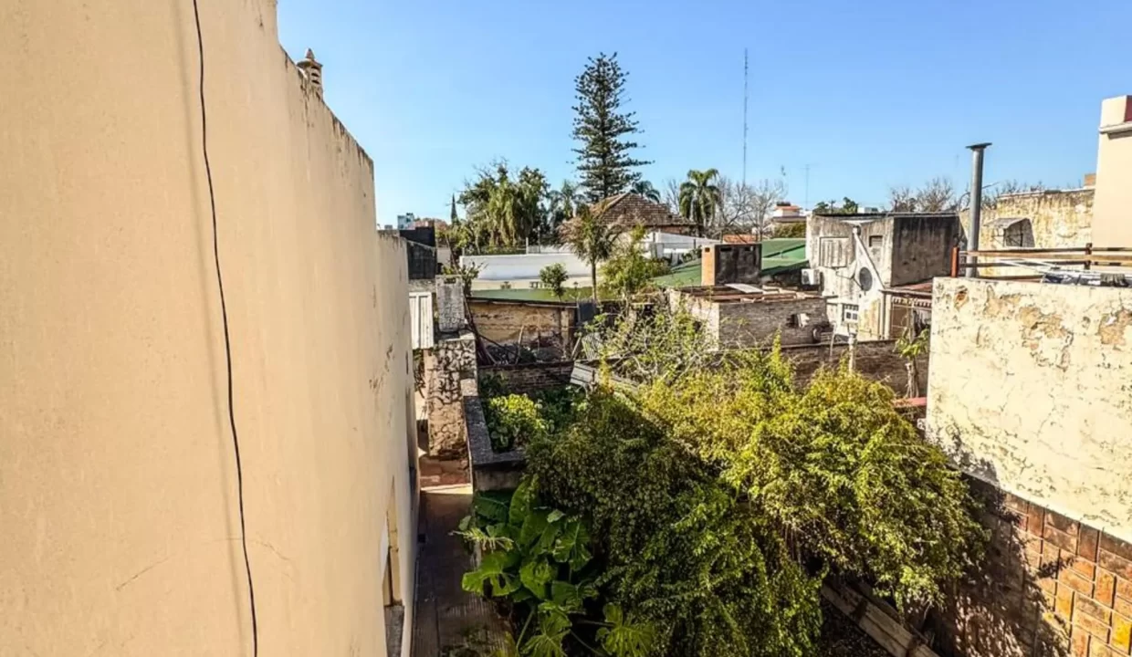 WhatsApp Image 2025-10-09 at 10.10.15 (1)_22_11zon