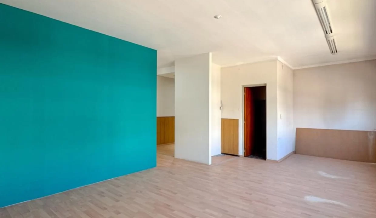 WhatsApp Image 2025-10-09 at 10.10.16 (1)_26_11zon